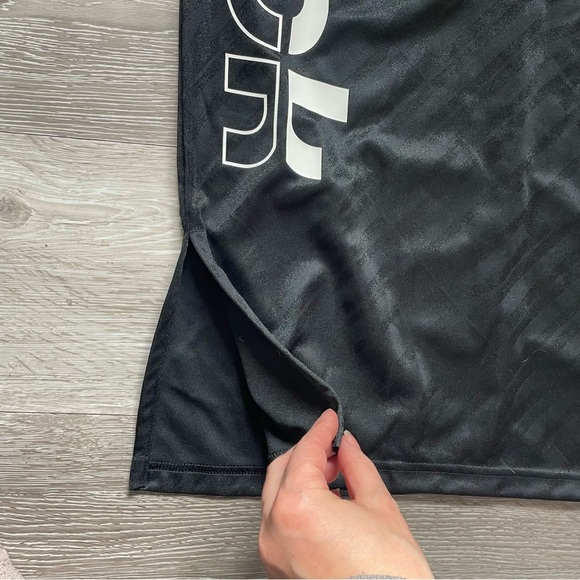 Reebok Workout Ready Meet You There Tank Sports Dress Basketball Black White - Picture 7 of 8